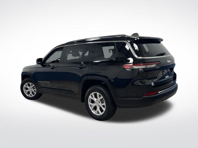 2022 Jeep Grand Cherokee Limited photo 2