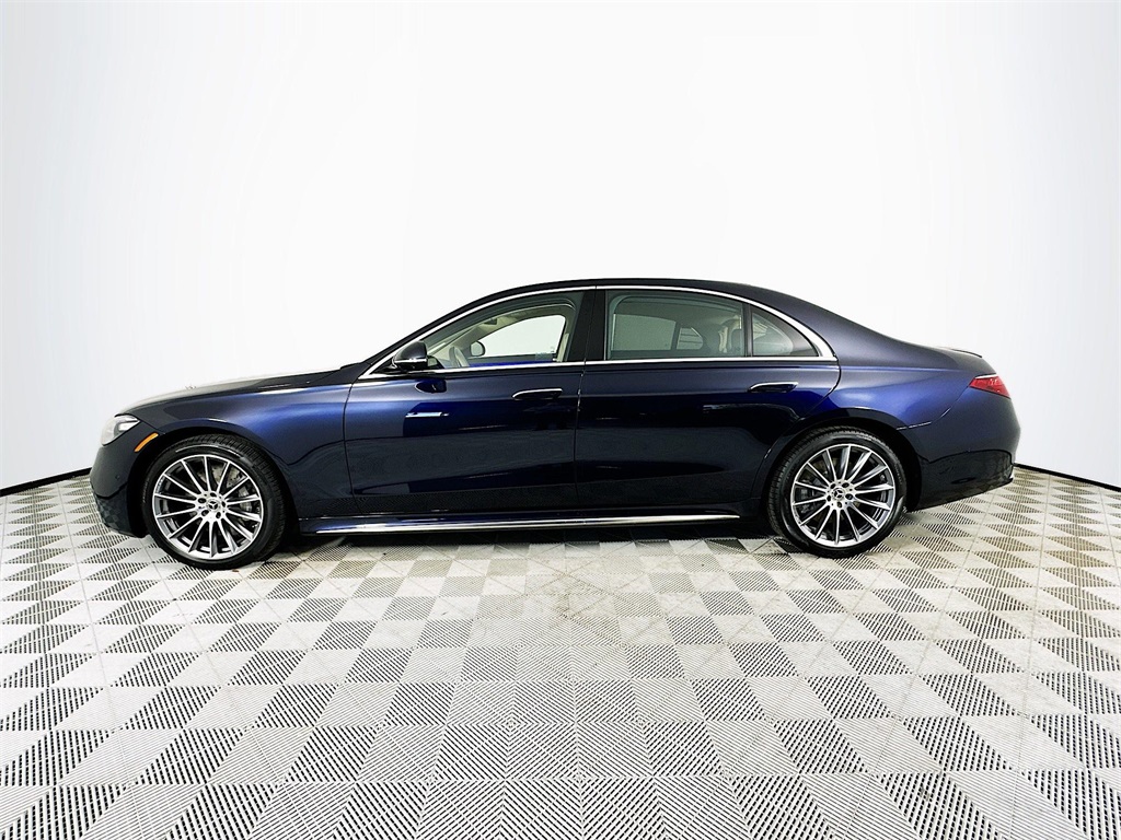 2026 Mercedes Benz S 500 4MATIC photo 4