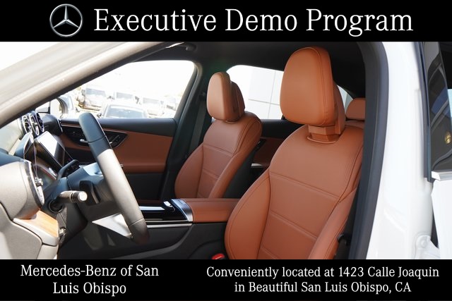 2025 Mercedes Benz GLC 300 photo 18