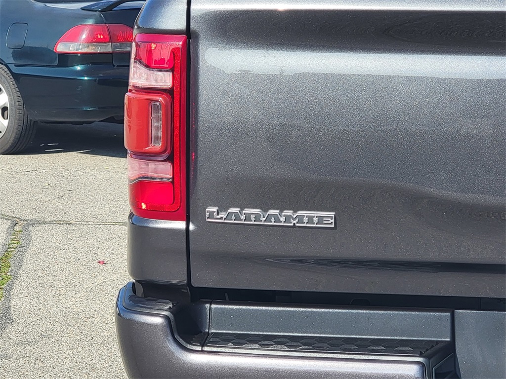 2022 Ram 1500 Laramie photo 4