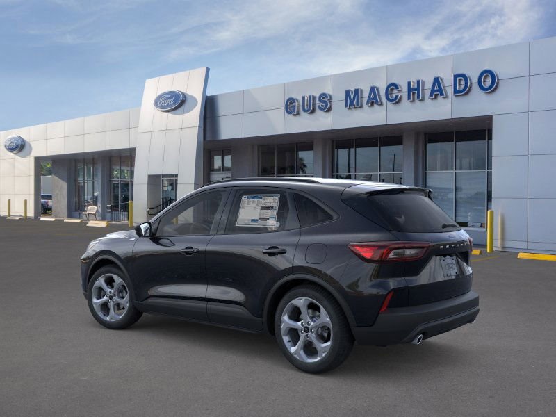 2025 Ford Escape ST-Line photo 4