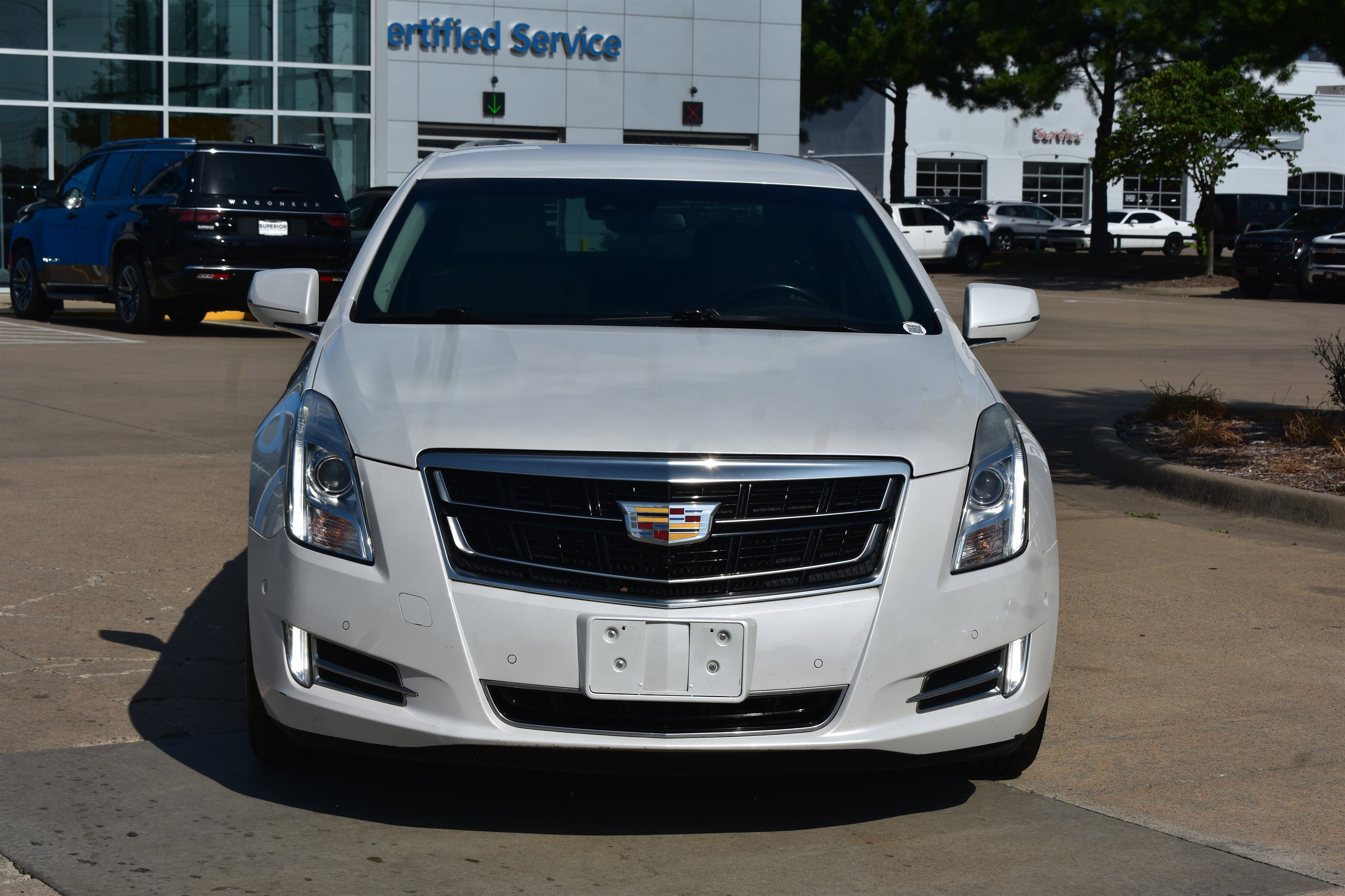 Used 2017 Cadillac XTS Luxury with VIN 2G61M5S36H9134223 for sale in Conway, AR