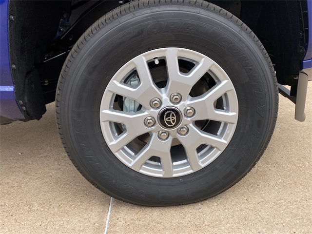 2025 Toyota Tacoma SR5 Double Cab photo 10
