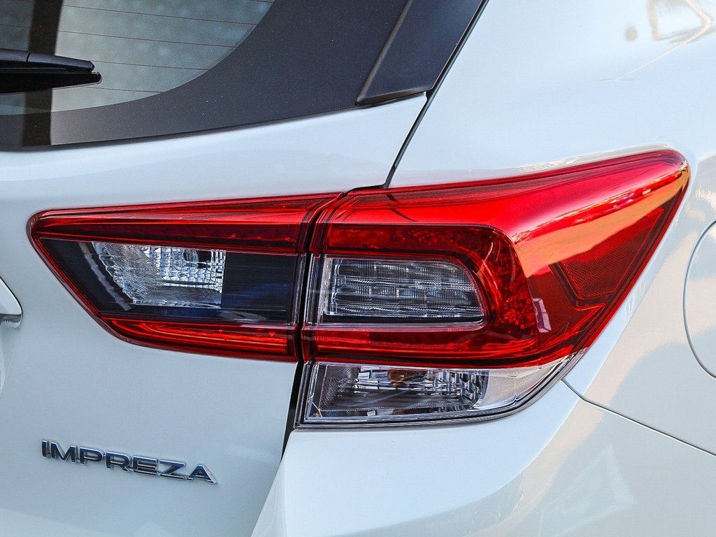 2023 Subaru Impreza Base photo 4