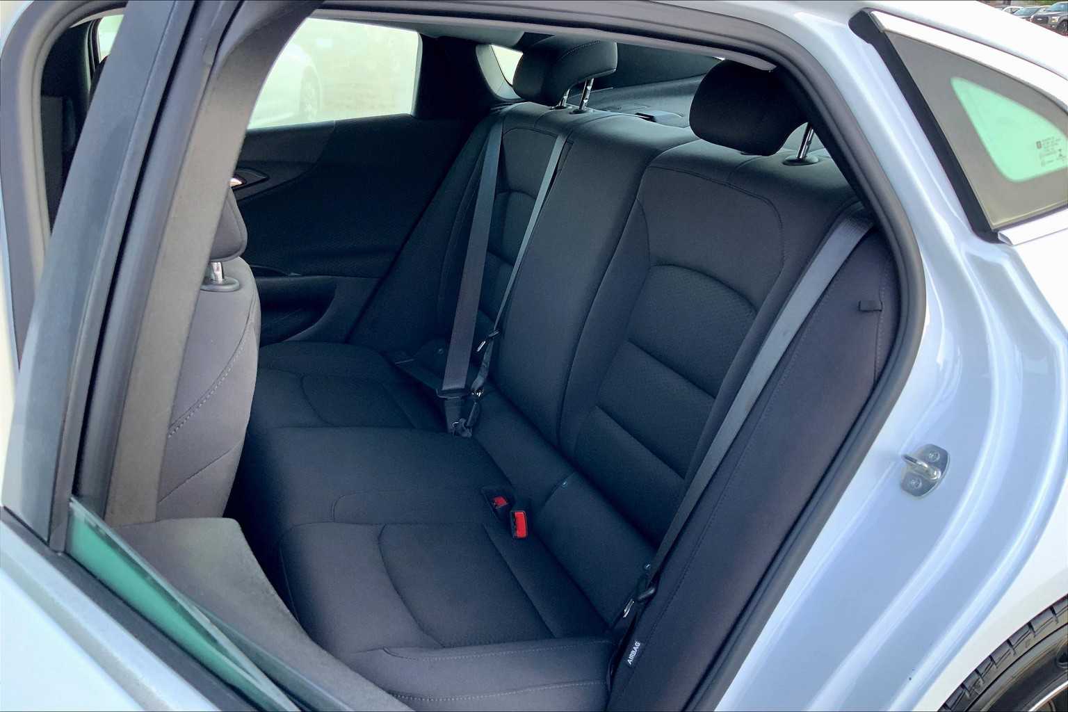 2022 Chevrolet Malibu LS photo 19