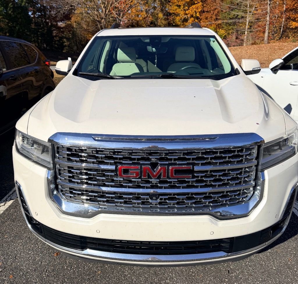 2020 GMC Acadia Denali's photo