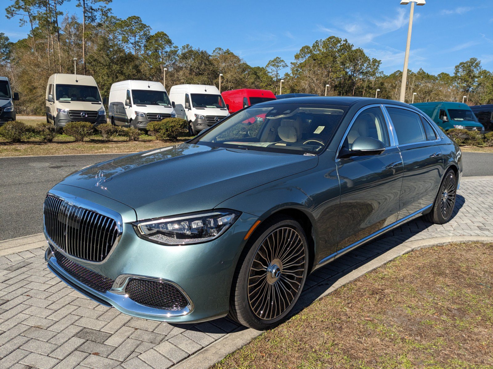 2025 Mercedes Benz S Maybach 450 580 photo 8