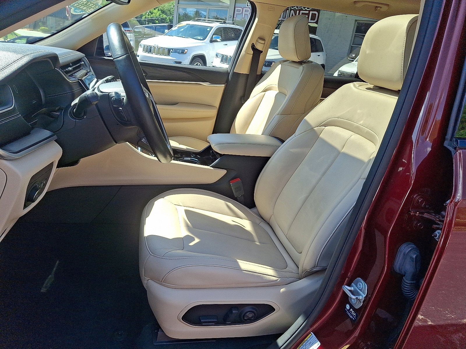 2021 Jeep Grand Cherokee Limited photo 13