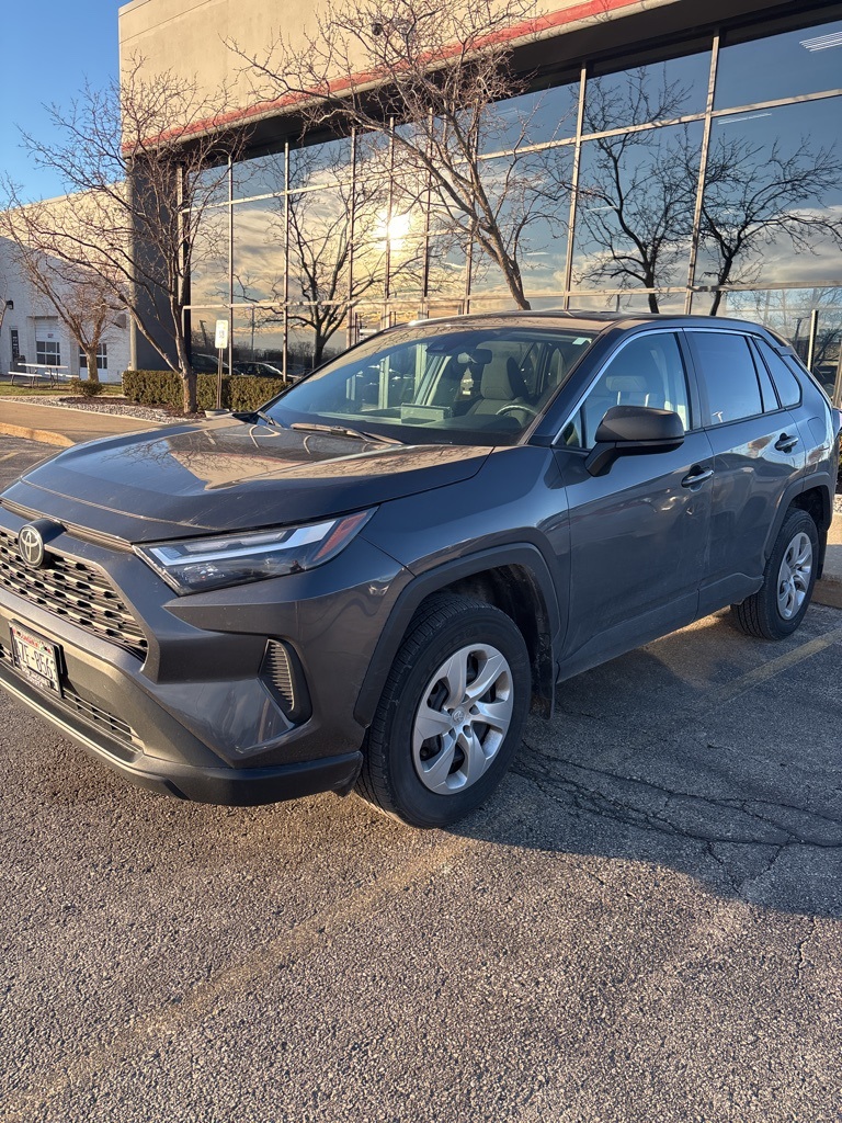 2023 Toyota RAV4 LE