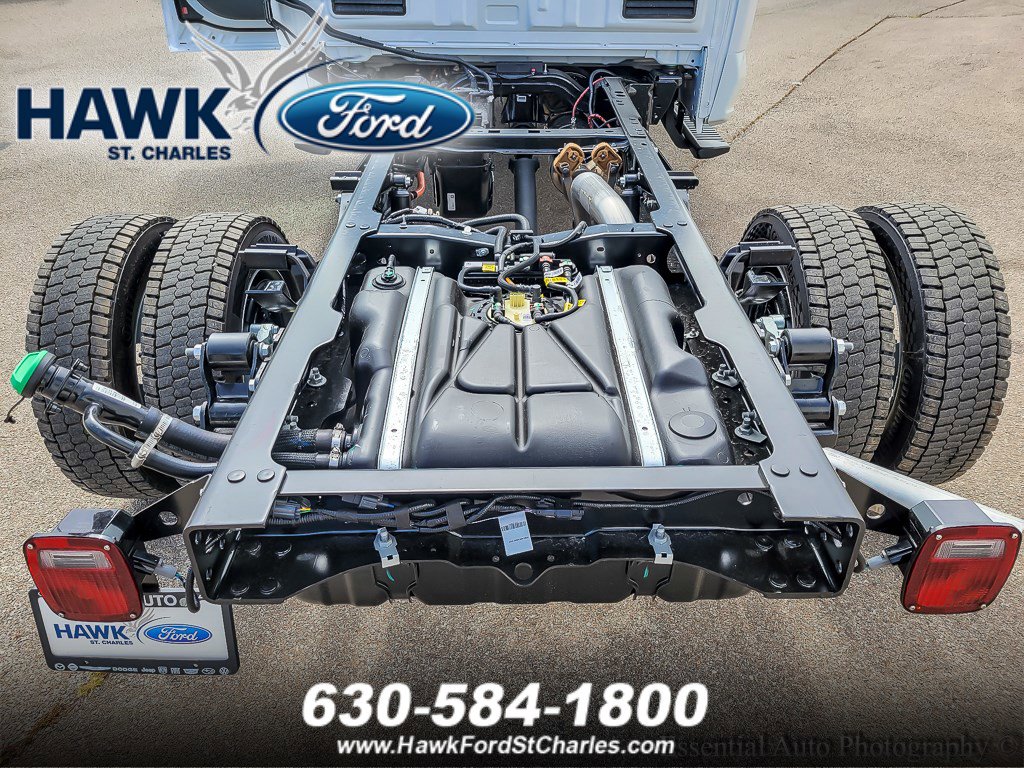 2026 FORD F-450 - Image 13