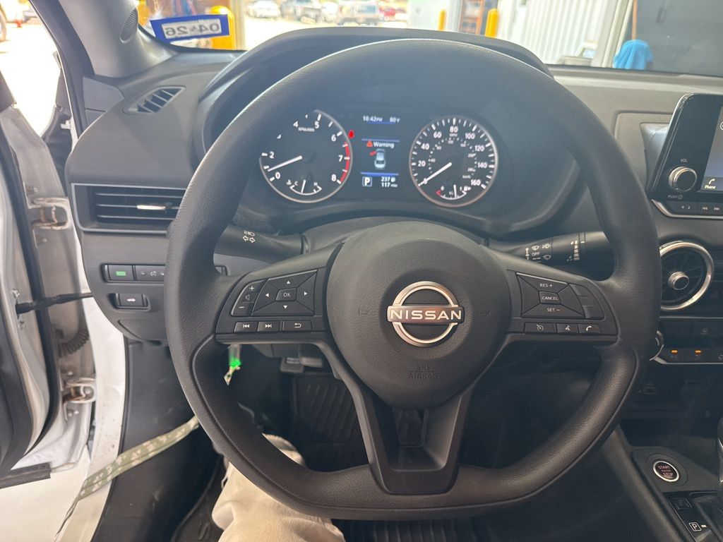 2024 Nissan Sentra S photo 9
