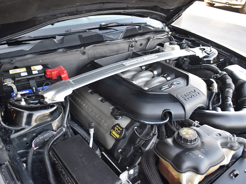 2012 Ford Mustang GT Premium photo 19