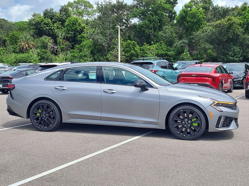 2026 Kia K5 GT photo 4