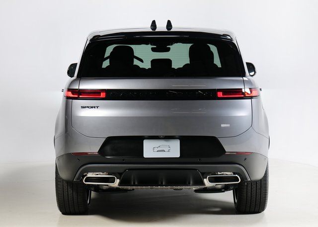 2025 Land Rover Range Rover Sport SE photo 6