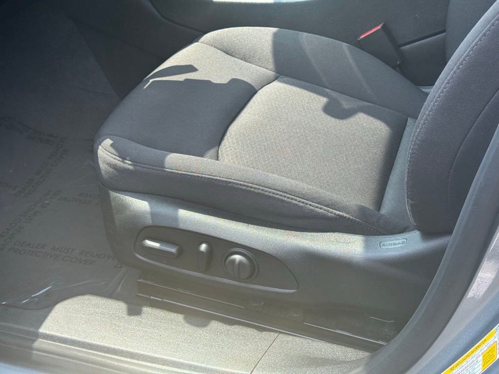 2023 Chevrolet Malibu 1LT photo 20
