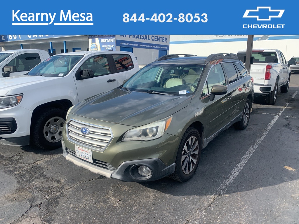 2015 Subaru Outback Limited's photo