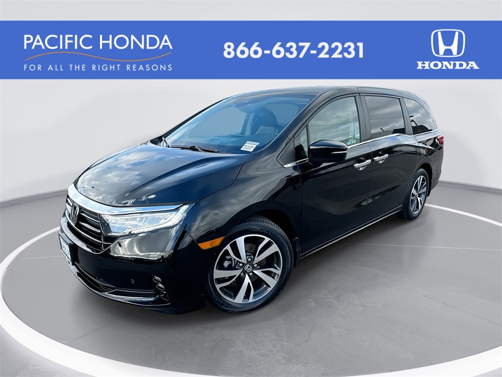 2024 Honda Odyssey Touring's photo