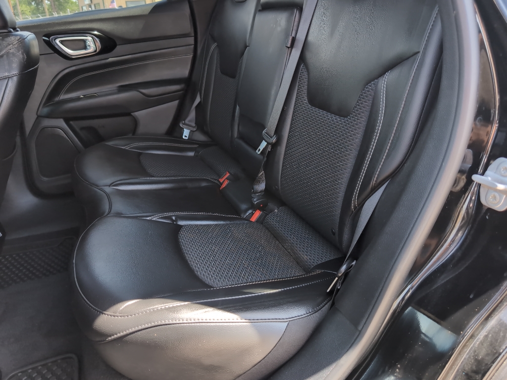 2023 Jeep Compass Altitude photo 27