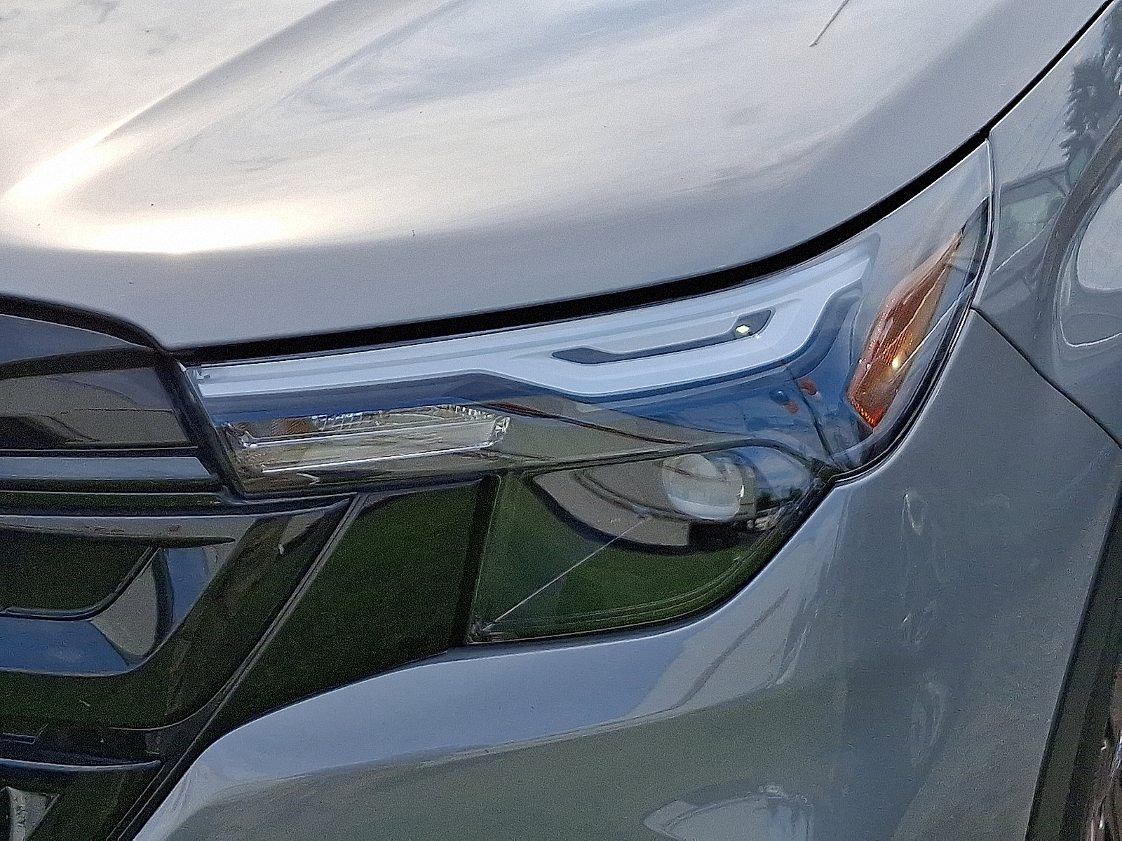 2025 Subaru Forester Sport photo 2