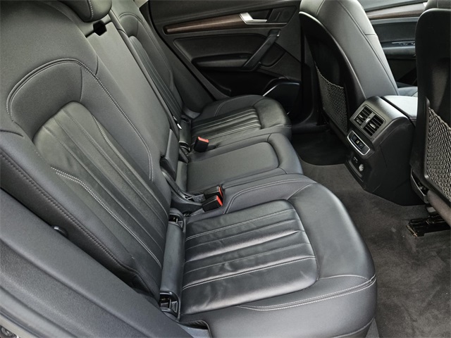 2021 Audi Q5 45 Premium photo 32