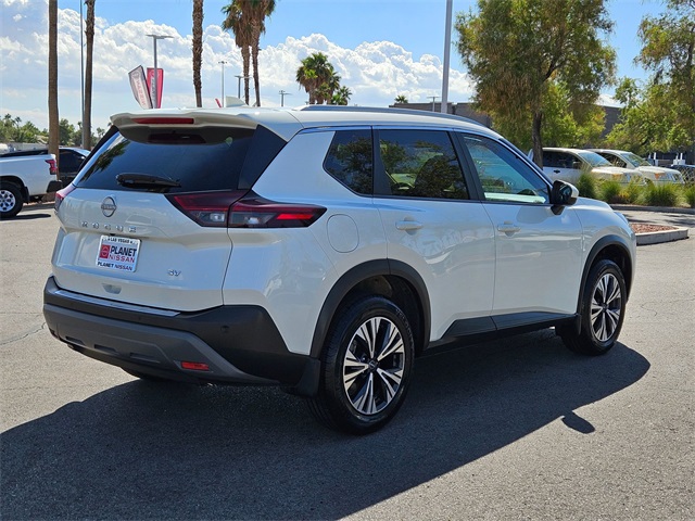 2023 Nissan Rogue SV photo 5