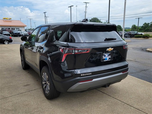 2026 Chevrolet Equinox LT photo 5