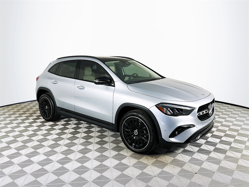2026 Mercedes-Benz GLA Base's photo