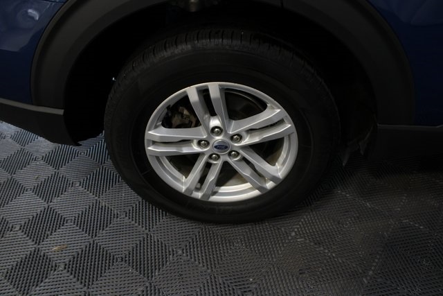 2023 Ford Explorer XLT photo 22