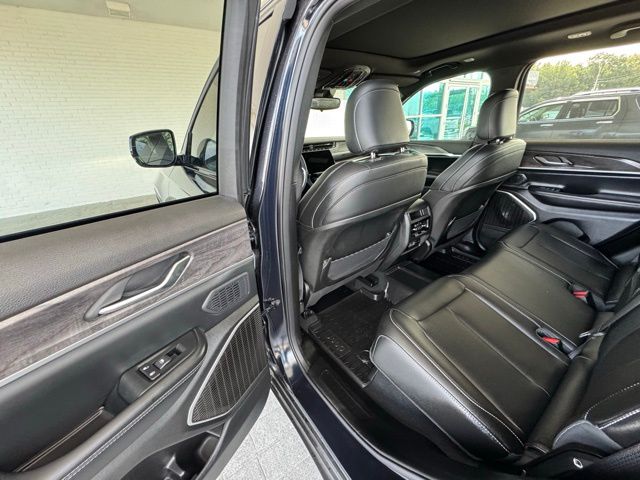 2024 Jeep Grand Cherokee Limited photo 16