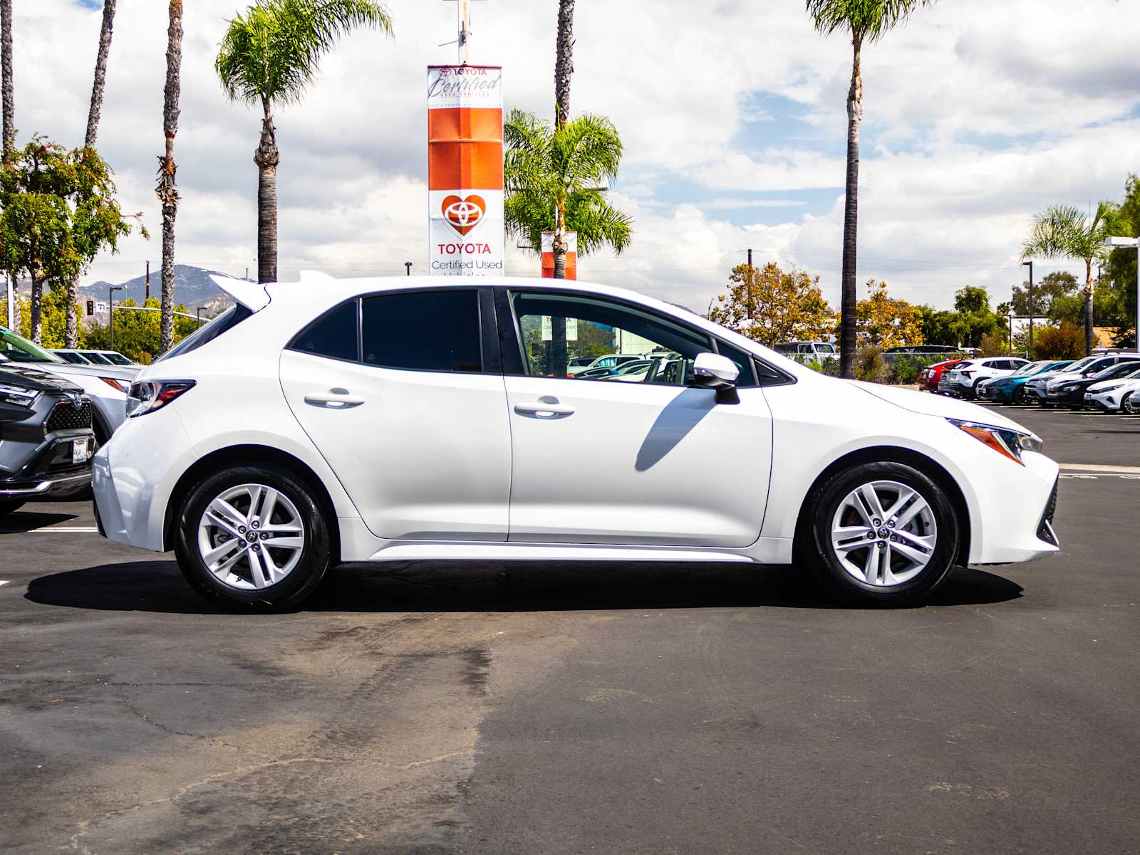 2021 Toyota Corolla SE photo 4