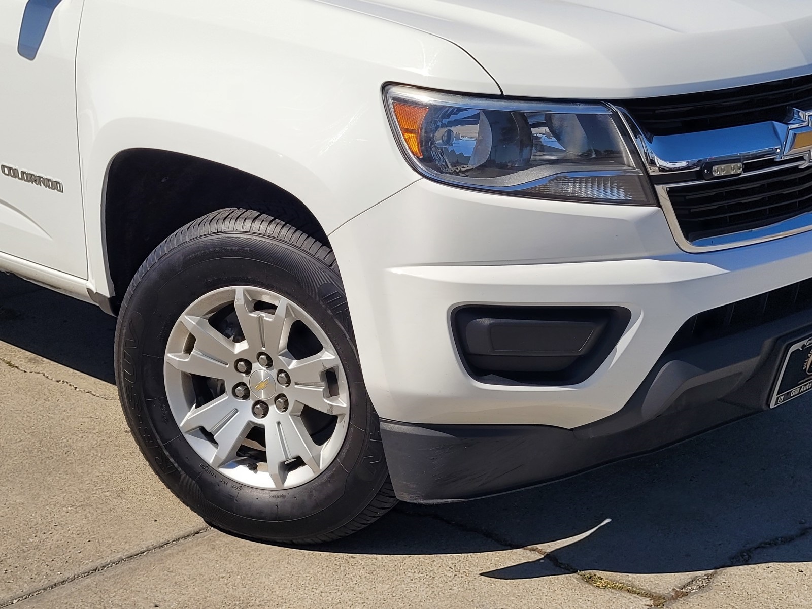 2020 Chevrolet Colorado LT photo 7