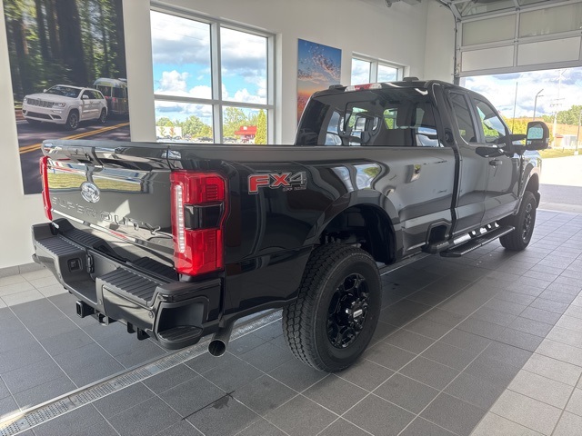 2026 Ford F-350 XL photo 13