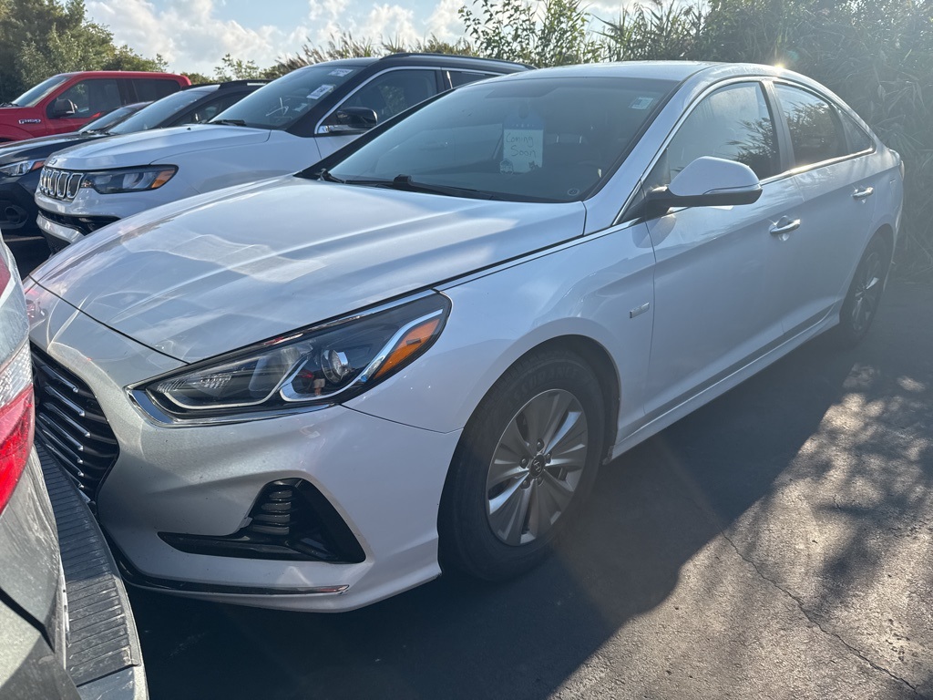 Used 2018 Hyundai Sonata Hybrid SE with VIN KMHE24L33JA079748 for sale in Shelby, OH