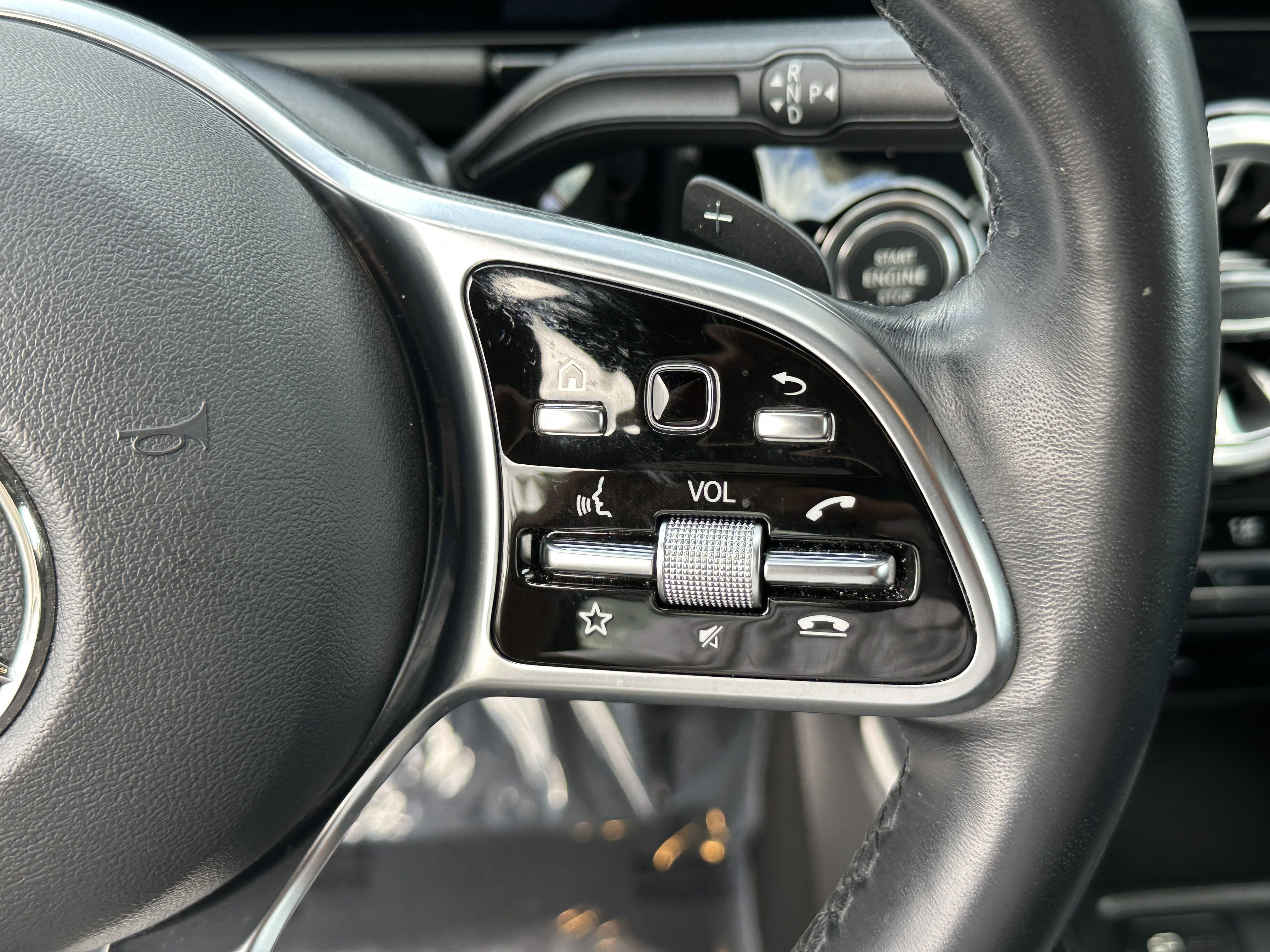 2023 Mercedes Benz GLA 250 4MATIC photo 5
