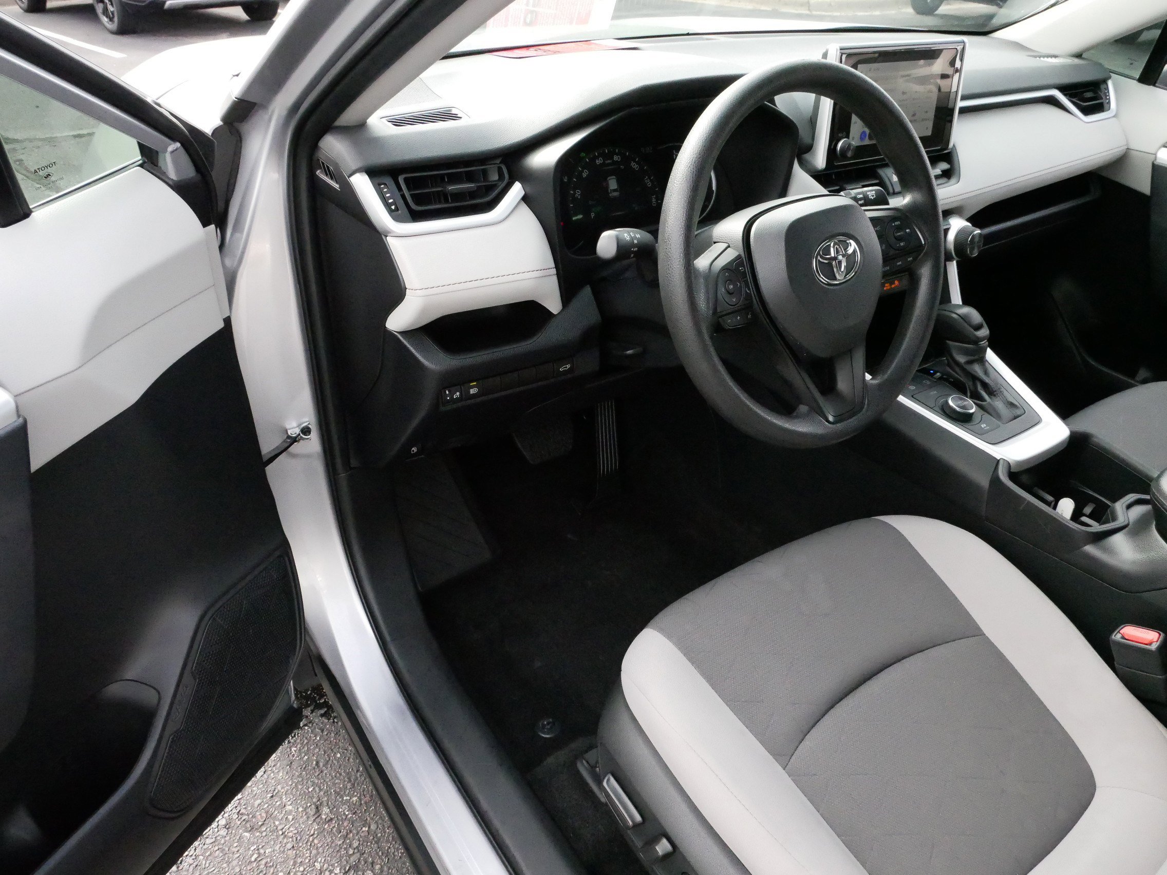 Used 2024 Toyota RAV4 XLE with VIN 4T3RWRFV5RU128417 for sale in Brooklyn Center, Minnesota