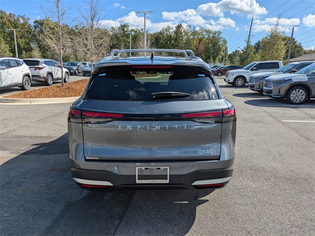 2026 Infiniti QX60 Luxe photo 2