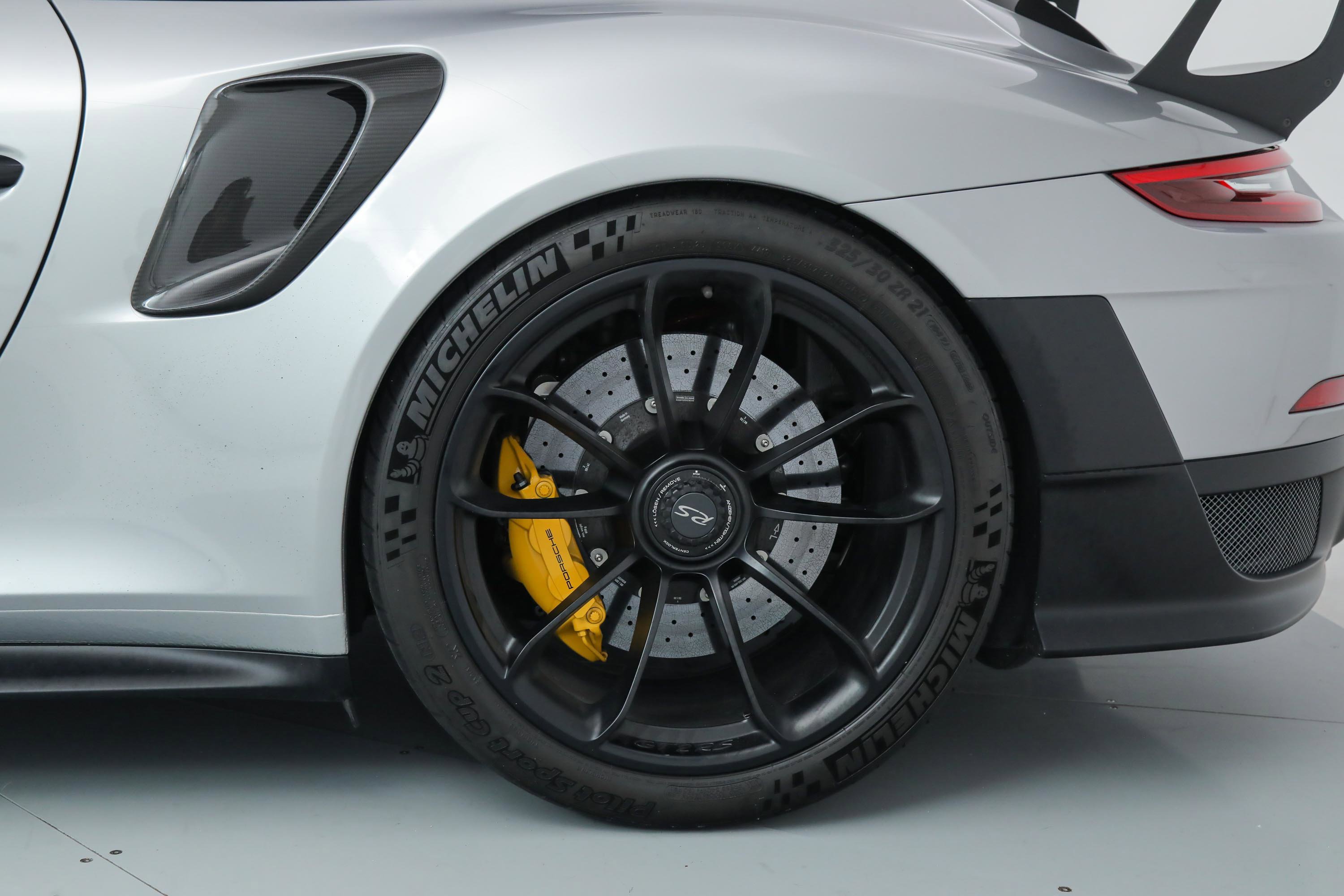 2019 Porsche 911 GT2 RS photo 32