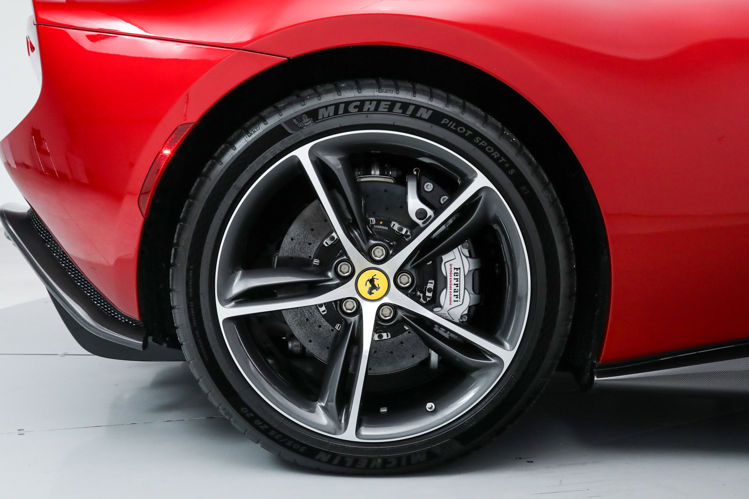 2024 Ferrari 296 GTS photo 38
