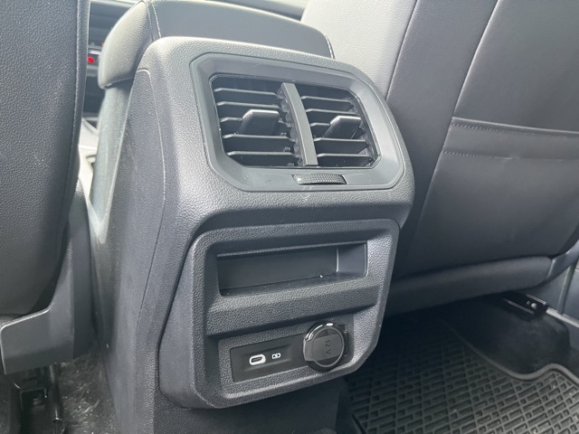 2024 Volkswagen Tiguan SE R-Line Black photo 48