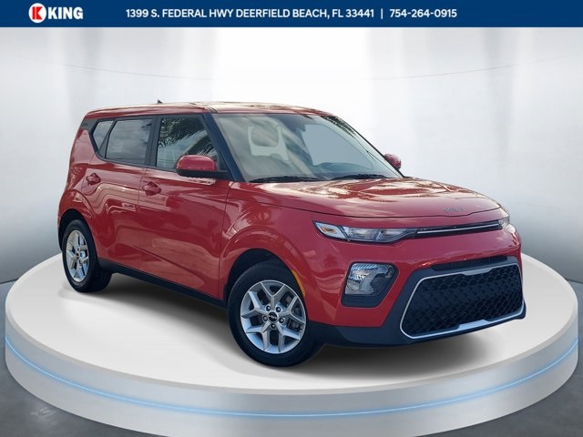 2022 Kia Soul LX's photo