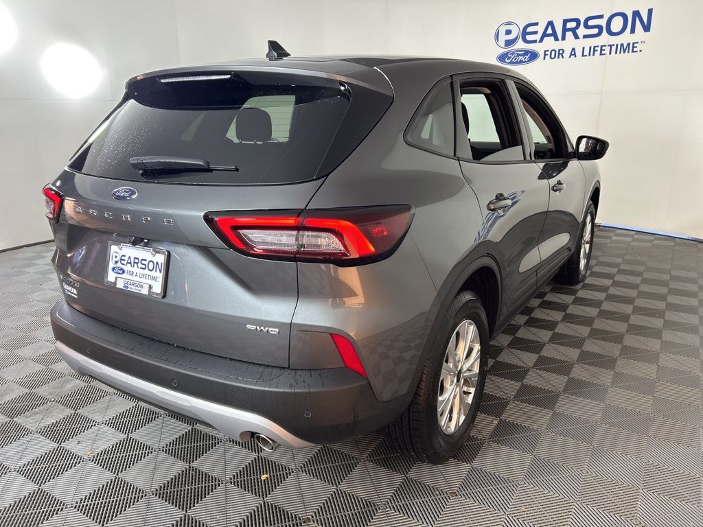 2026 Ford Escape Active photo 4