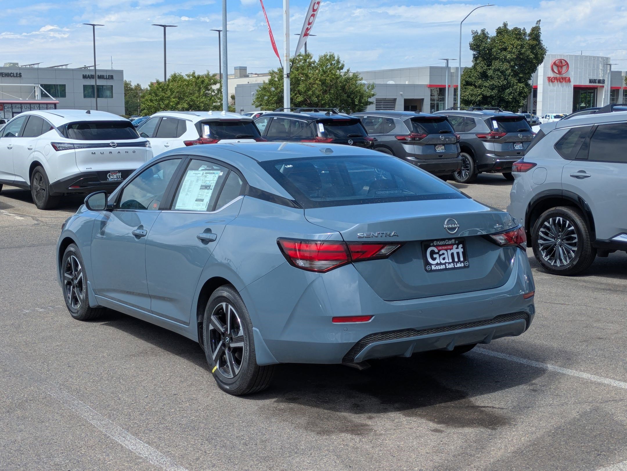 2025 Nissan Sentra SV photo 5