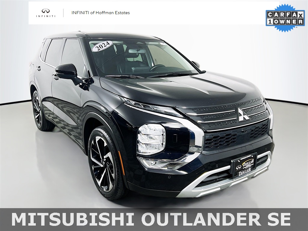 2024 Mitsubishi Outlander SE's photo