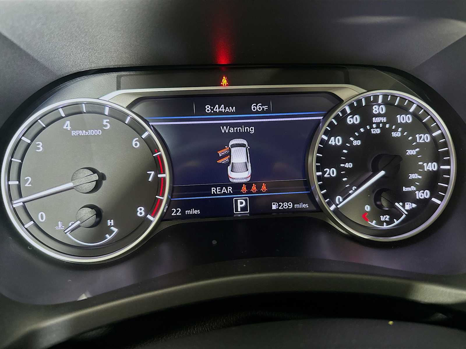 2024 Nissan Sentra SR photo 10