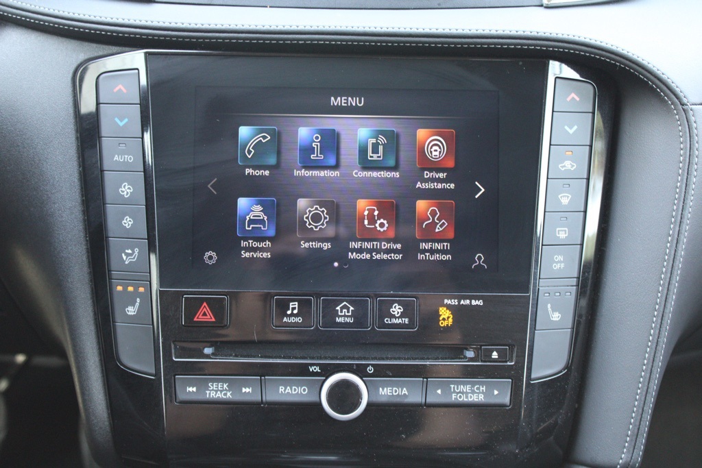 2024 Infiniti QX50 Luxe AWD photo 14
