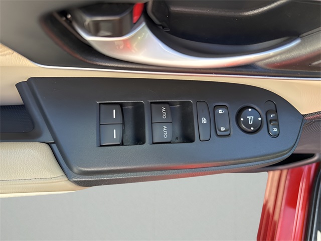 2017 Honda CR-V EX-L photo 10