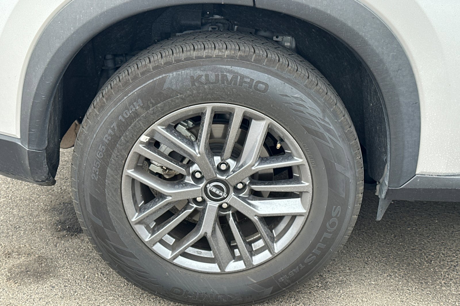 2024 Nissan Rogue S photo 4