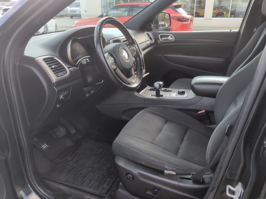 2015 Jeep Grand Cherokee Laredo photo 6