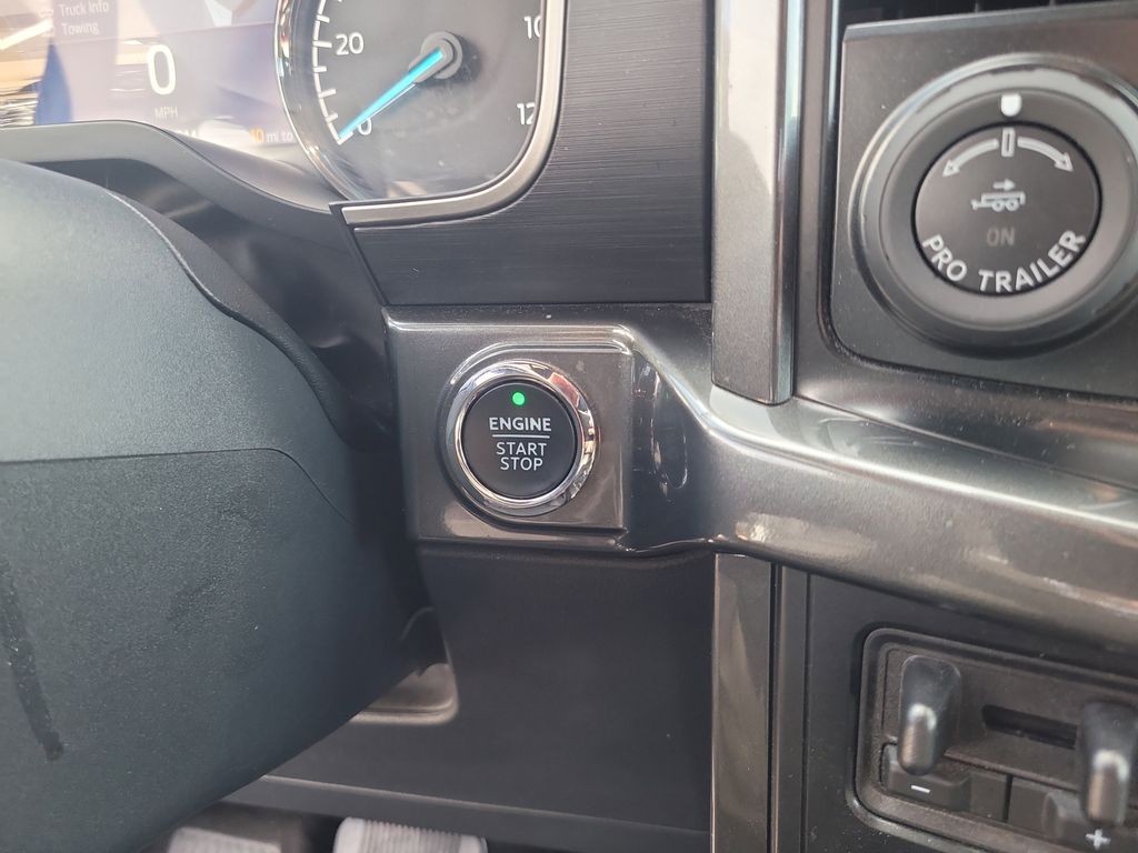 2023 Ford F-150 XLT photo 19