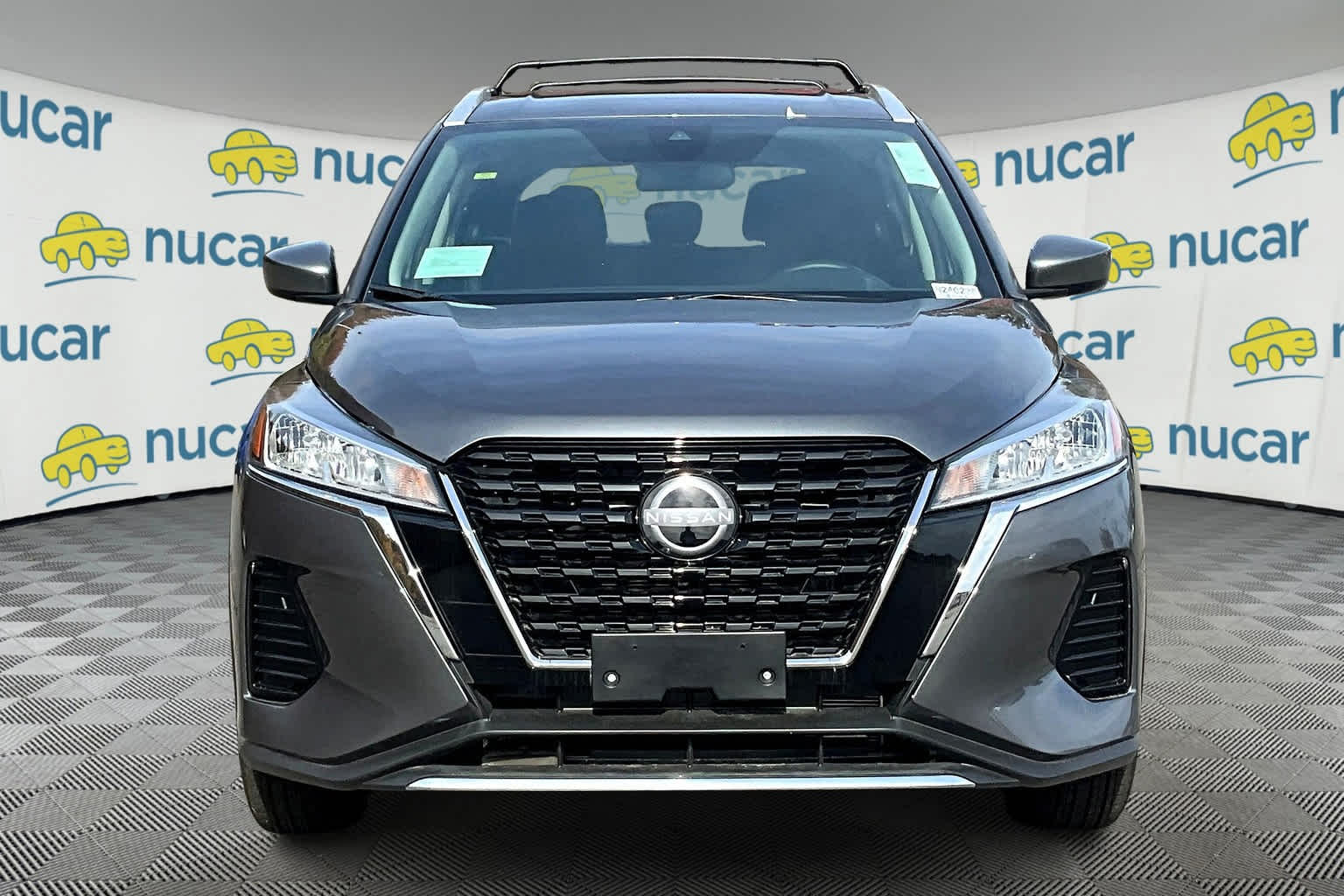 2024 Nissan Kicks SV photo 2